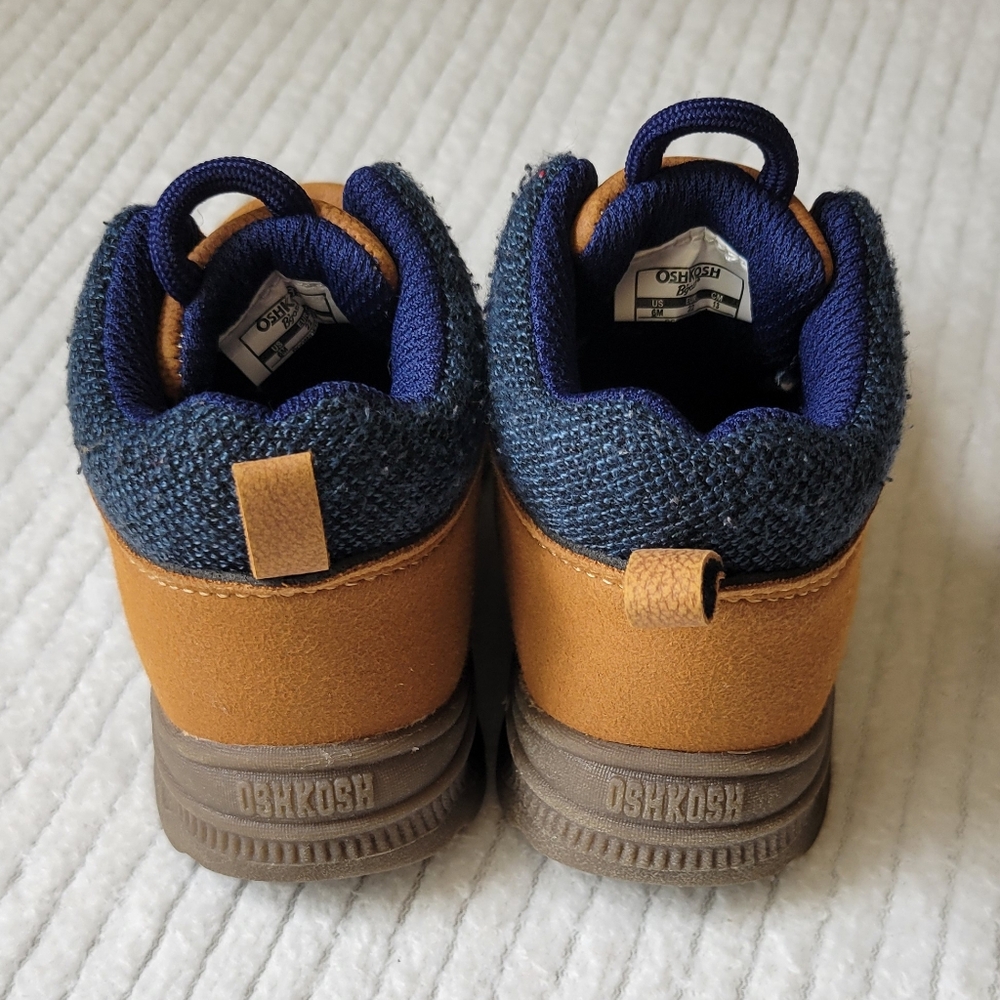 OshKosh B'gosh Toddler Size 6M Hiking Boots Doom Brown - Picture 2 of 8